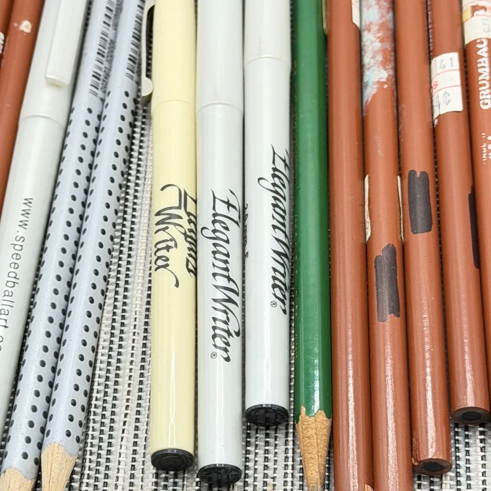 Artist‎ Drawing Set Grumbacher General's Charcoal Faber-Castell Prismacolor Pens